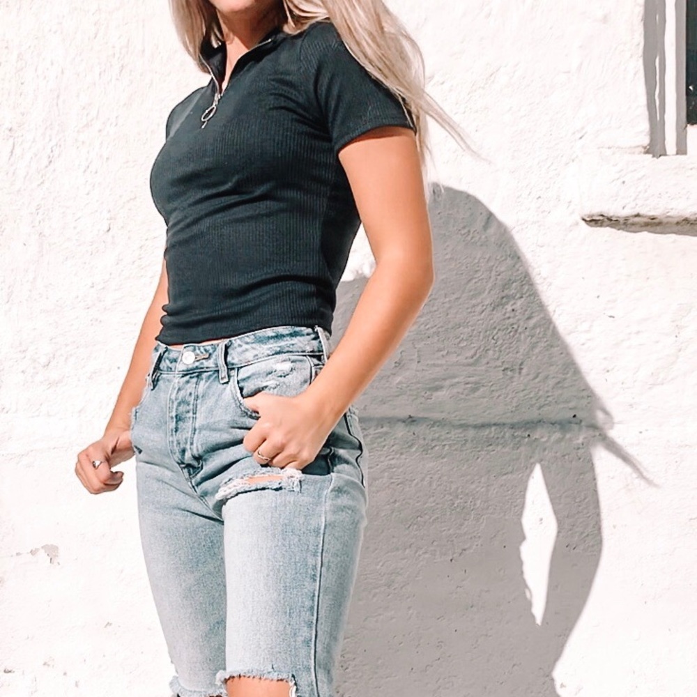 Zip up top